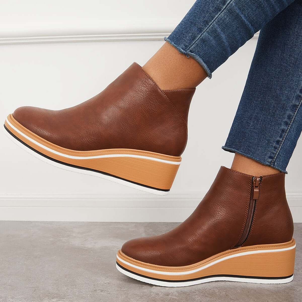 DMT | Stilvolle Stiefeletten mit Zipper und Plateau