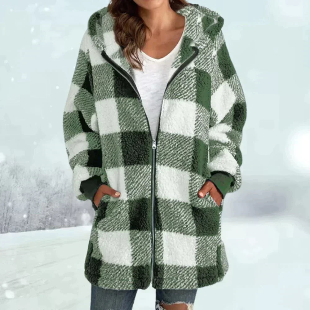 Deutsche Mode Trends | Karierte Winterjacke Für Einen Zeitlosen Look