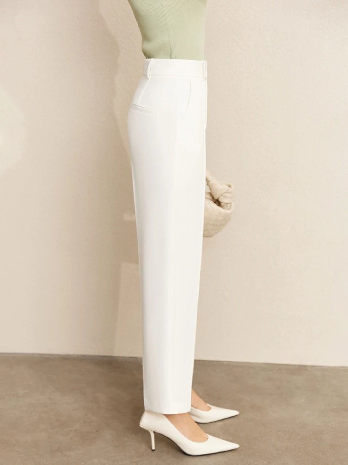 Minimalistisches Blazer- und High-Waist-Hosen-Set mit schmal zulaufendem Bein