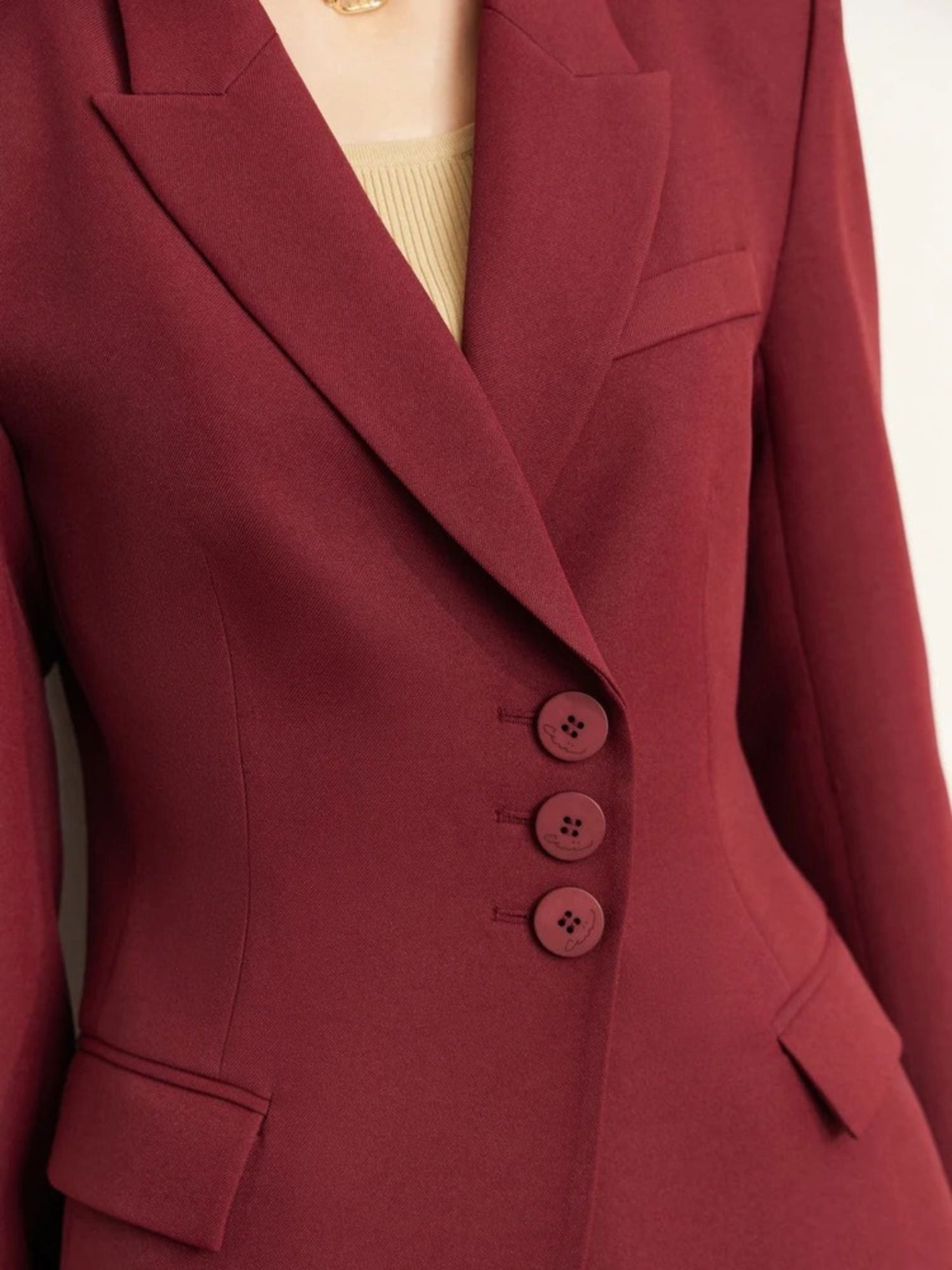 Minimalistisches Blazer- und High-Waist-Hosen-Set mit schmal zulaufendem Bein