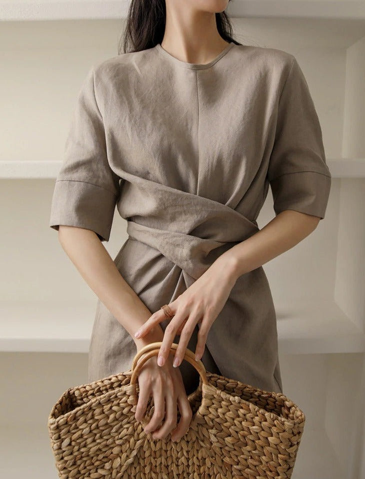 DMT | Unregelmäßiges Kleid aus Leinen in Khaki