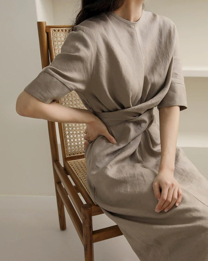 DMT | Unregelmäßiges Kleid aus Leinen in Khaki